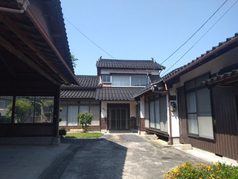 正面玄関